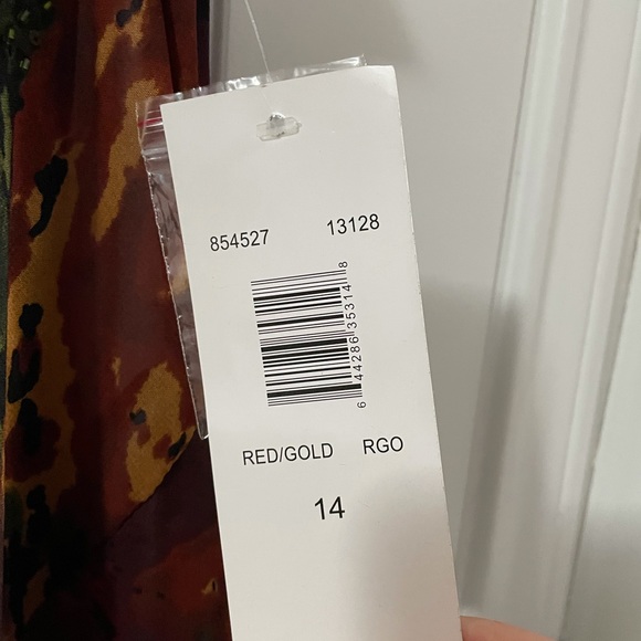 Great Holiday Dress - Picture 3 of 3